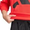 Detalle de la Sudadera Adidas Big Logo Roja