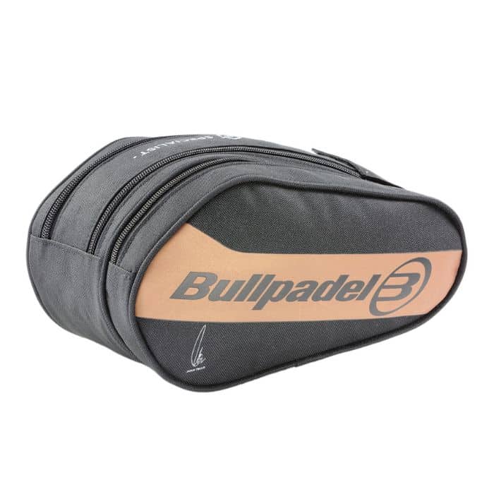Neceser Bullpadel Vertex de Juan Tello