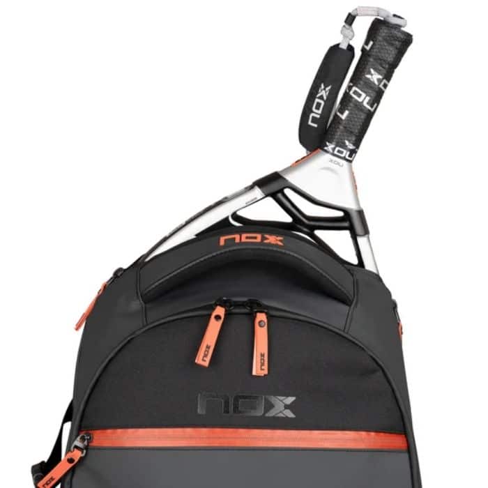 Mochila Luxury Open Series Roja de NOX 2024