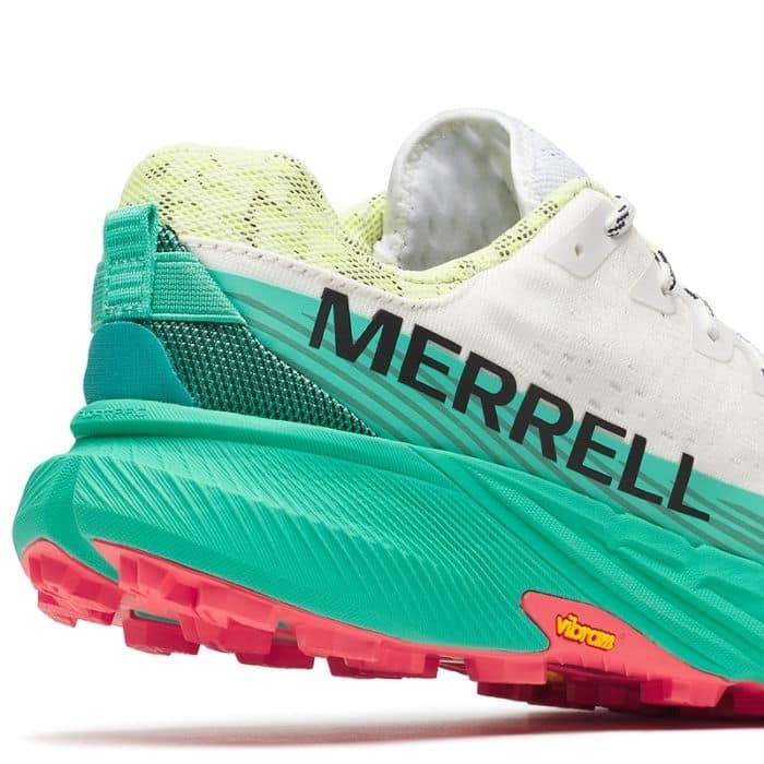 Detalle de las Zapatillas Merrell Agility Peak 5 Blancas