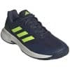 Detalle del frente zapatillas adidas GameCourt en color azul y verde