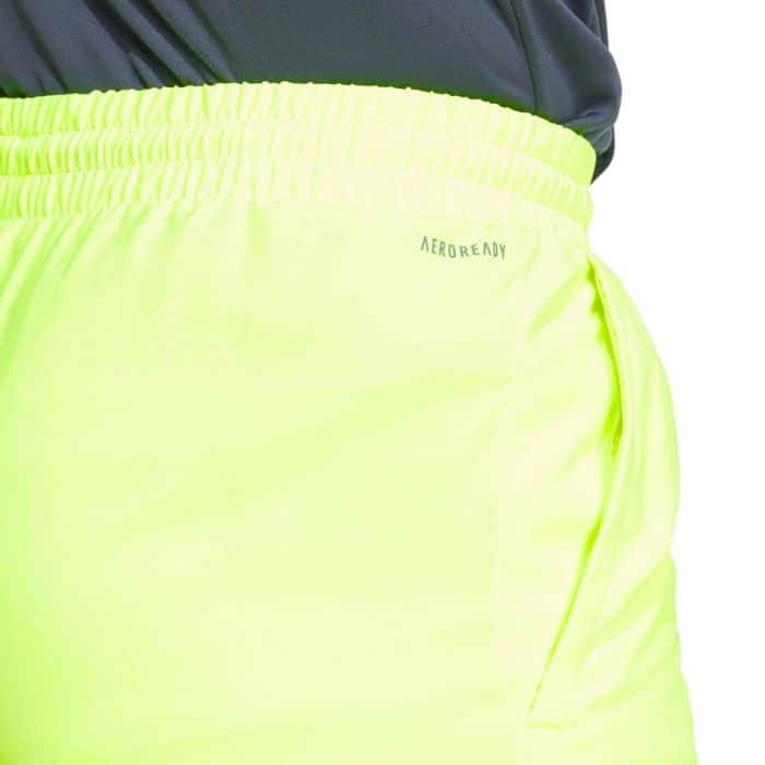 Detalle del short