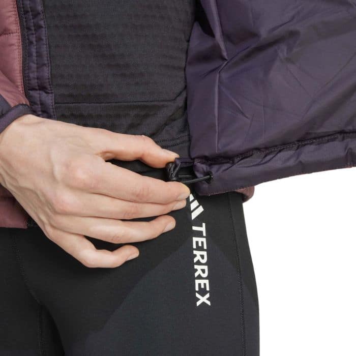 Detalle de la chaqueta Adidas