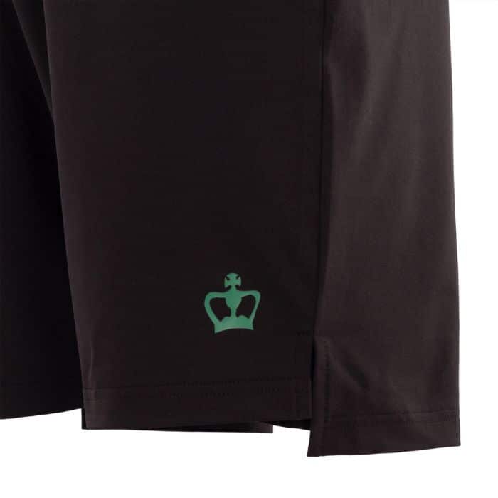 Detalle del Short Black Crown Montana Negro