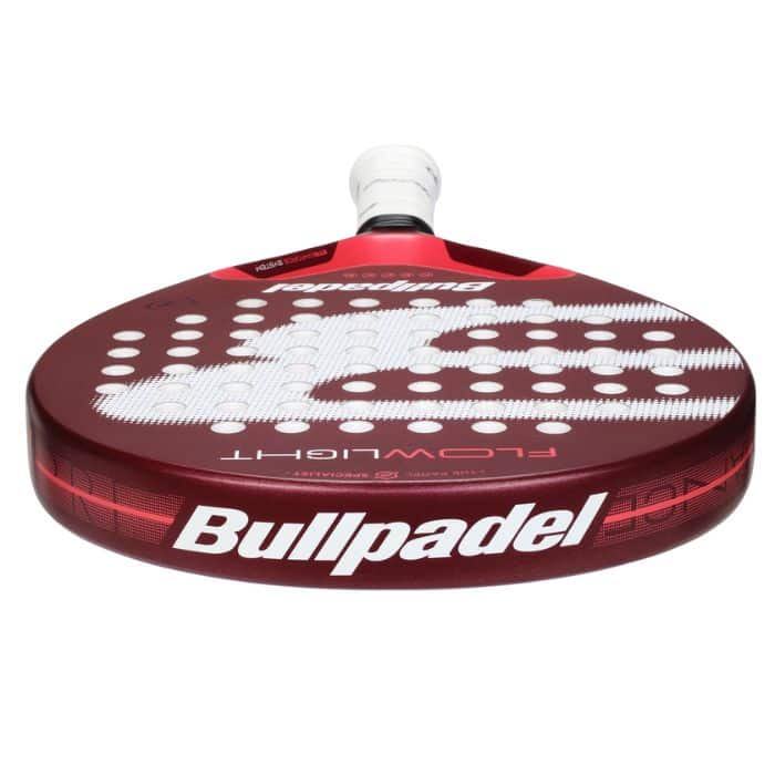 Detalle de la Pala Bullpadel Flow Light