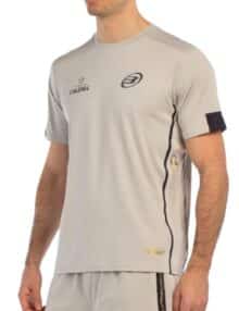 Perfil Camiseta de Bullpadel Borni en color piedra