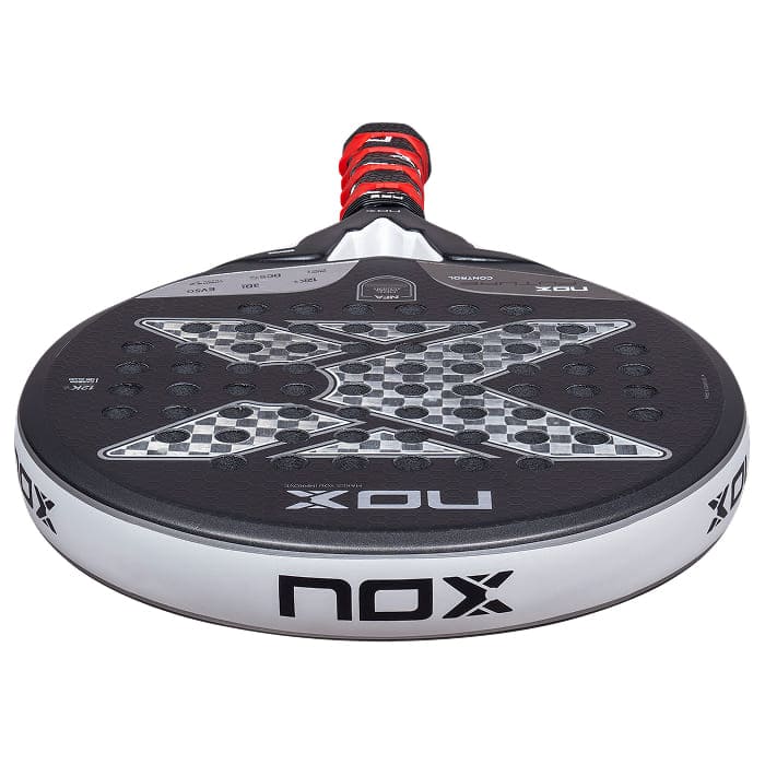 Pala Future Control 12K de NOX - Colección 2025