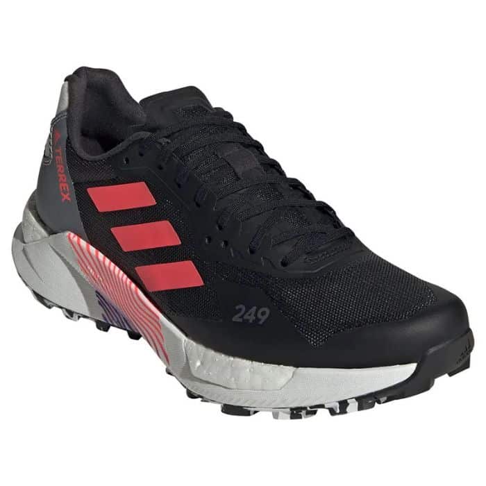 Perfil de las Zapatillas Adidas Terrex para trail running de mujer