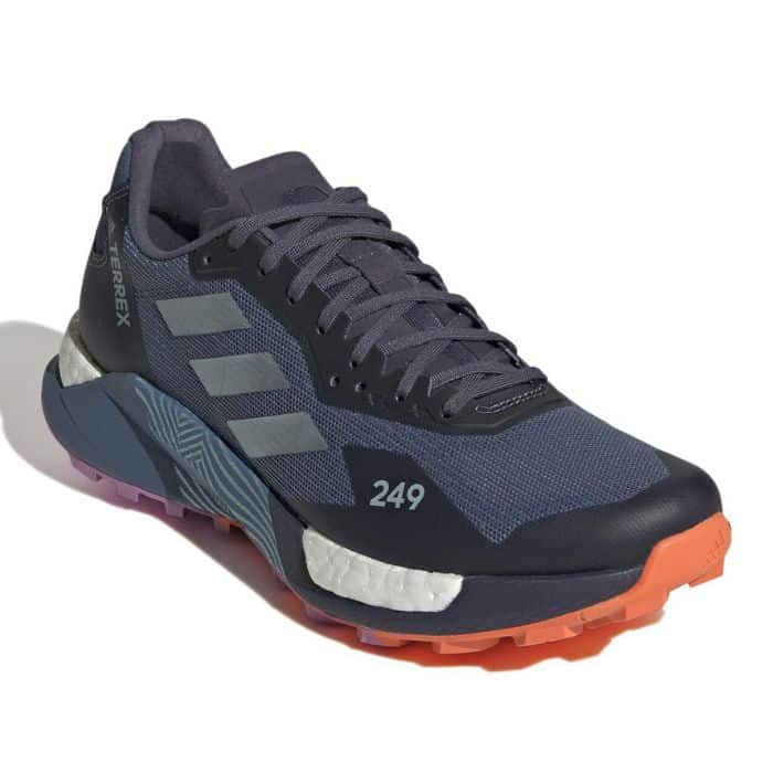 Perfil de las Zapatillas Adidas Terrex de mujer Agravic Ultra