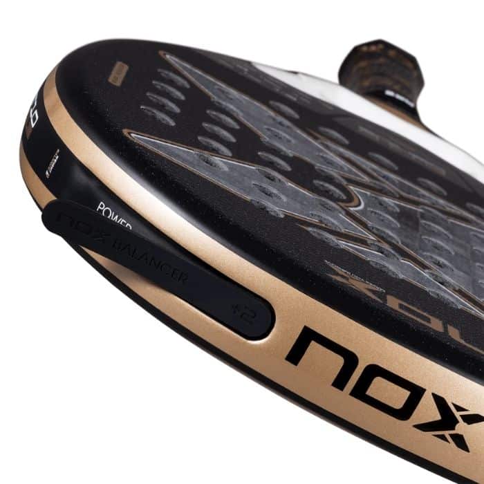 Detalle del marco de la Pala NOX AT10 Genius 18K Alum 2026