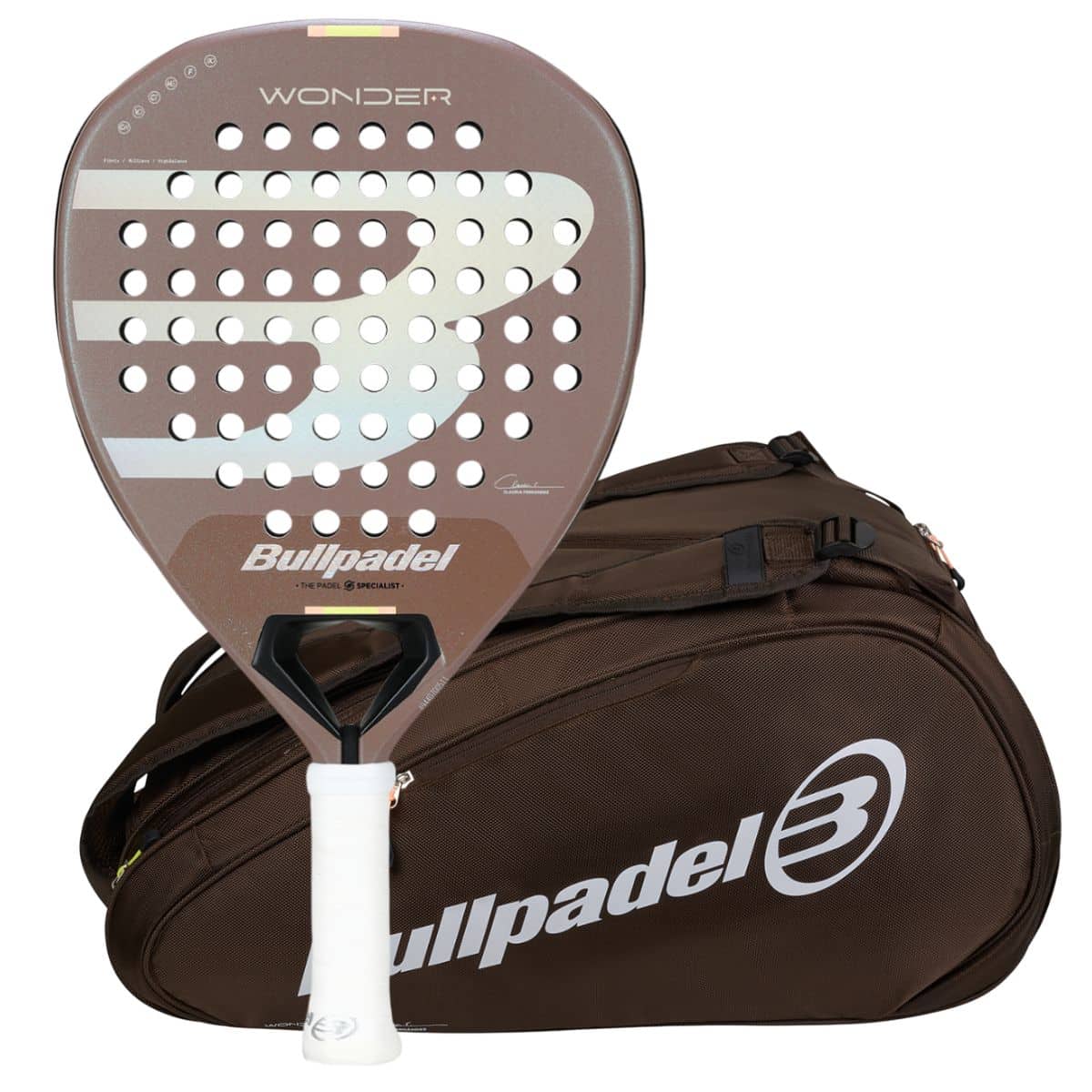 Pack Bullpadel Claudia Fernández 2026 - Pala Wonder + Paletero