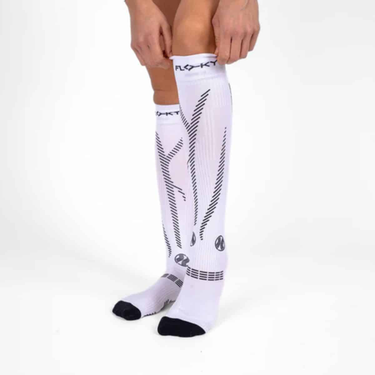 Detalles de los Calcetines Floky GRF Long Blancos