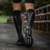 Detalle de los Calcetines Floky Run Up Long Negros